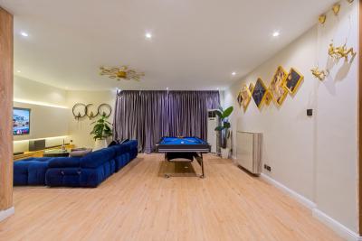 3 Bedroom Luxury Waterfront Apartment with Swimming Pool, Lekki Phase 1, Lekki, Lagos, Flat / Apartment Short Let