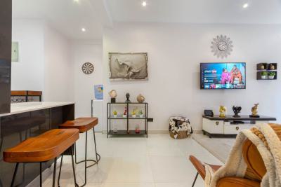 2 Bedroom Apartment, Chisco, Ikate, Lekki, Lagos, Flat / Apartment Short Let