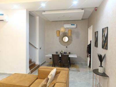 4 Bedroom Semi-detached House in Oniru, Oniru Estate, Oniru, Victoria Island (vi), Lagos, Flat / Apartment Short Let