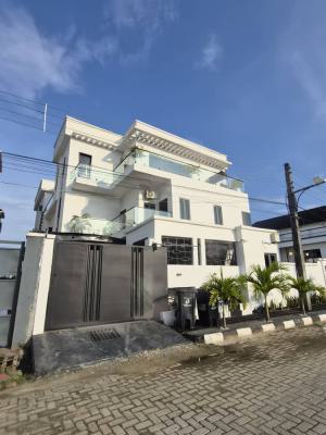 Exquisite 2 Brdroom Penthouse with Bq, Admiralty, Lekki Phase 1, Lekki, Lagos, Flat / Apartment Short Let