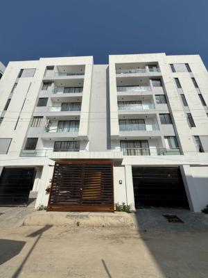 Very Spacious 3 Bedroom Penthouse, Ikate, Lekki Phase 1, Lekki, Lagos, Block of Flats for Sale