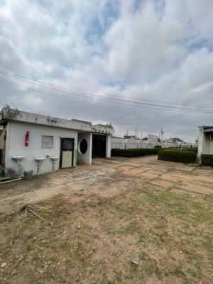 1200 Sqms Land with 5 Bed Bungalow and 2 Room Bq, Bashorun Housing Estate Akobo, Ibadan, Oyo, House for Sale