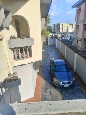 Well Maintained 2 Bedroom with One Room En Suite, Adeniyi Jones, Ikeja, Lagos, Flat / Apartment for Rent