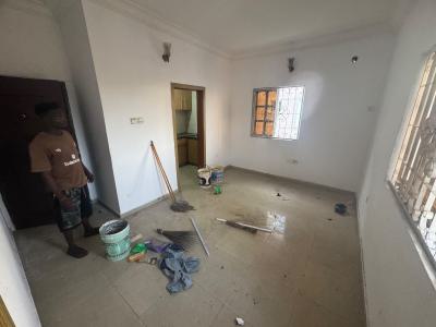 a Nice 1 Bedroom Apartment(upstair), Lekki Right., Lekki Phase 1, Lekki, Lagos, Mini Flat (room and Parlour) for Rent