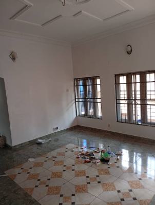 Spacious 3 Bedroom Apartment, Gra Phase 1, Magodo, Lagos, Flat / Apartment for Rent