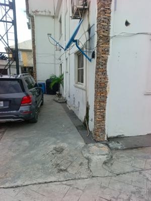 Well Maintained 3 Bedroom, By Abraham Adesanya Roundabout, Ajah, Lagos, Flat / Apartment for Rent