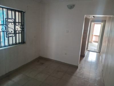 Mini Flat, Commercial Avenue, Ozone Cinema, Sabo, Yaba, Lagos, Mini Flat (room and Parlour) for Rent