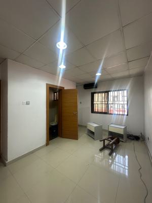 Well Maintained 3 Bedroom Apartment, Oniru, Victoria Island (vi), Lagos, Flat / Apartment for Rent