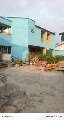 5-bedroom Duplex with 2 Units of Mini Flats Sitting on 1,100sqm, Omole Phase 1, Ikeja, Lagos, Detached Duplex for Rent