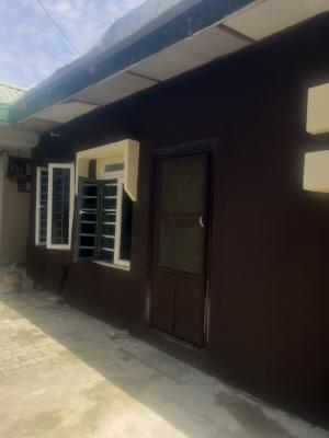 Self-serviced 3 Bedroom Apartment, Lekki Right, Lekki Phase 1, Lekki, Lagos, Flat / Apartment for Rent