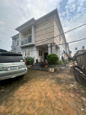 Well Furnished 3 Bedroom, Estate, Gbagada, Lagos, Flat / Apartment for Rent