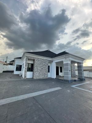 Luxury Spacious 4-bedroom Bungalow on 2 Plots with Stable Electricity, Ifesowapo Estate, Aiyegoro, General Gas Road, Akobo, Ibadan, Oyo, Detached Bungalow for Sale