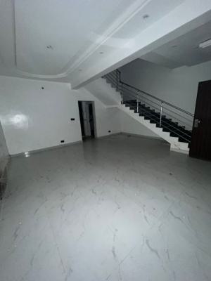 Spacious 3 Bedroom Duplex, Lekki, Lagos, Flat / Apartment for Rent
