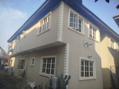 Specious 3bedroom Duplex  at Magodo Gra Phase 1, Magodo Gra Phase 1, Magodo, Lagos, Semi-detached Duplex for Rent