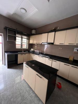 Fully Serviced and Luxury Single Bedroom Apartment Upstairs, Spring Field Estate Orchid Road Lekki, Lekki Expressway, Lekki, Lagos, Self Contain (single Rooms) for Rent