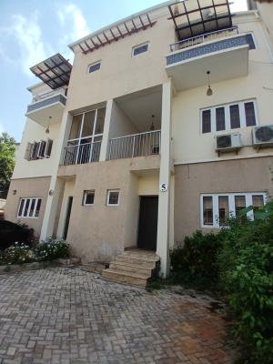 Well Built 4 Bedroom Terrace Duplex with 1room Bq, Guzape Abuja Diplomatic Zone, Guzape District, Abuja, Terraced Duplex for Sale