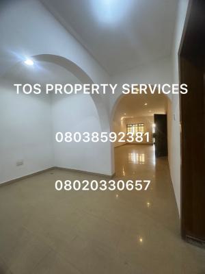 Self-serviced Quite Spacious 3 Bedroom Flat, Lekki Phase 1, Lekki Phase 1, Lekki, Lagos, Flat / Apartment for Rent