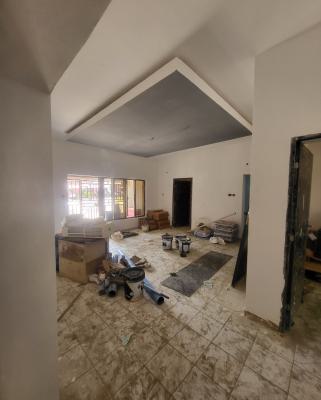 Luxurious Massive 4 Bedroom Flat, By Exclusive Hotel, Wuye, Abuja, Flat / Apartment for Rent