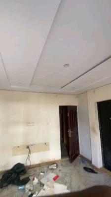 Standard and Spacious 2 Bedroom Flat, Alagomeji, Alagomeji, Yaba, Lagos, Flat / Apartment for Rent