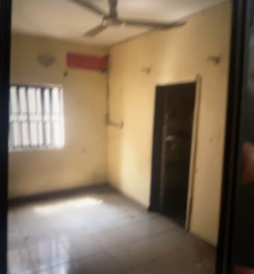 Nice Self Contain, with Store, Tarred Rd, 1st Floor, Wuye Main( Tarred Rd), Wuye, Abuja, Self Contain (single Rooms) for Rent