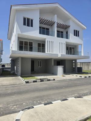Spacious 4 Bedroom Semi Detached with Bq, Twinlake Chevron, Lekki, Lagos, Semi-detached Duplex for Rent