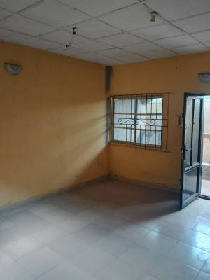 a Clean and Spacious 2 Bedroom, Lucky Fiber Road, Ikorodu, Lagos, Flat / Apartment for Rent