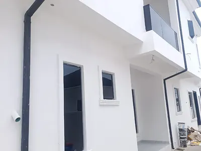 A Contemporary 4bedroom Terraced Duplex