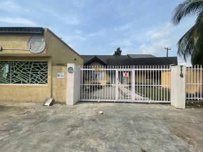 Cornerpiece Bungalow of Open-plan Interior Spaces and 5 Restroom, Lekki Phase 1, Lekki,lagos, Lekki Phase 1, Lekki, Lagos, Hotel / Guest House for Rent