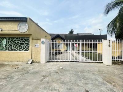 Spacious 4 Bedroom Corner Piece Bungalow, Lekki Phase 1, Lekki, Lagos, Office Space for Rent