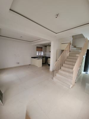 Serviced 2 Bedroom Maisonette, Lekki Phase 1, Lekki, Lagos, Flat / Apartment for Rent