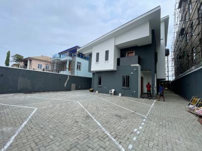 Modern 3-bedroom Flat --- Lekki Phase 1, Off Tf Kuboye Lekki Right, Lekki Phase 1, Lekki, Lagos, Flat / Apartment for Rent