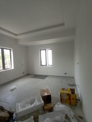 3 Bedroom Flat Upstairs, Phase 1, Lekki, Lagos, Flat / Apartment for Rent