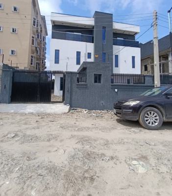Spacious 3 Bedroom Apartment, New Road, Lekki, Lagos, House for Rent