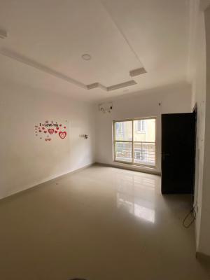 Well Renovated Serviced 2 Bedroom Apartment, Freedom Way, Lekki Phase 1, Lekki Phase 1, Lekki, Lagos, Flat / Apartment for Rent