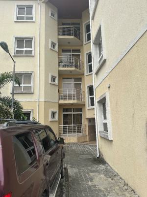 En-suite Bedroom in a Shared Apartment Available, Bourdillon Court Estate , Chevron Drive, Lekki, Lagos, Self Contain (single Rooms) for Rent