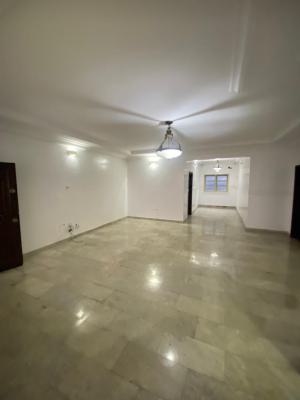 3 Bed (upstairs) Apartment in a Secured and Serene Estate, Osapa, Lekki, Lagos, Flat / Apartment for Rent