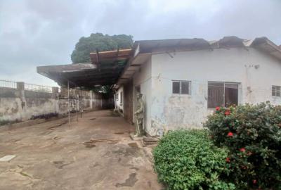 Old Bungalow on 800sqm Land in a Good Area, Old Bodija, Ibadan, Oyo, Detached Bungalow for Sale
