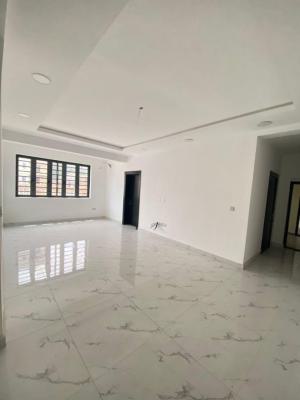 2 Bedroom Apartment with Bq Available, Lekki Phase 1, Lekki, Lagos, Flat / Apartment for Sale