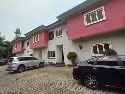 A Contemporary 4bedroom Terraced Duplex