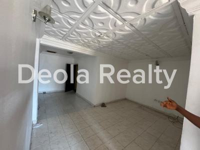 a Spacious 1 Bedroom Apartment with Two Balconies (upstair), Admiralty Road, Lekki Phase 1, Lekki, Lagos, Mini Flat (room and Parlour) for Rent