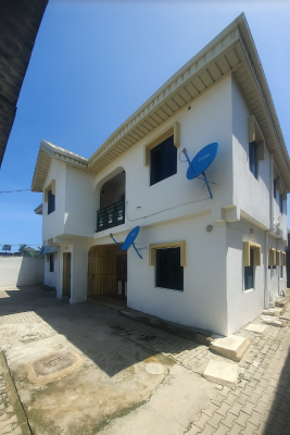 6 Units 2 & 1 Bedroom Apartments + 5 Shops, Oribanwa, Ibeju Lekki, Lagos, Block of Flats for Sale