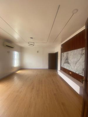 Fully Serviced Luxury 2 Bedrooms Apartment, Off Admiralty Road, Lekki Phase 1, Lekki, Lagos, Flat / Apartment for Rent