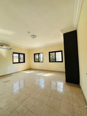 Newly Renovated 3 Bedroom Apartment with Pool W, Lekki, Lekki, Lagos, Flat / Apartment for Rent