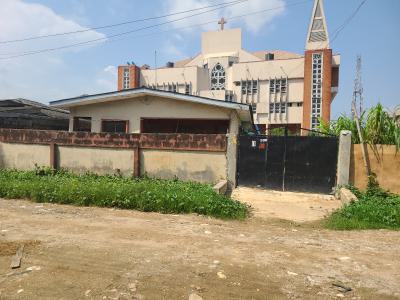 a Plot of Land with Bungalow, Bicketheth Estate Onike, Yaba, Lagos, Residential Land for Sale