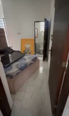 Furnished Upstairs Bedroom - {video Available}, Van Daniels Estate Orchid Road, Lekki, Lagos, Self Contain (single Rooms) for Rent