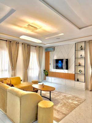 Luxury & Elegant 2 Bedroom Apartment with Swimming Pool, Preston Court, Meadow Hall, Ikate, Lekki, Lagos, Flat / Apartment Short Let