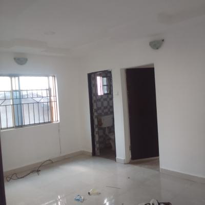 Luxury Newly Renovated Massive Mini with 2toilet Pop Ceiling Upstairs, Unity Plam Crescent Behind Mrs Fuel Station, Badore, Ibeju Lekki, Lagos, Mini Flat (room and Parlour) for Rent