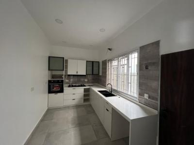 2 Bedrooms Apartment/ Flat, Lekki Phase 1, Lekki, Lagos, Flat / Apartment for Rent