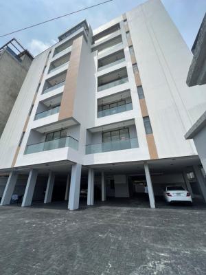 Well Detailed 2 Bed Apartments with a Gym and Elevator, Lekki Phase 1, Lekki, Lagos, Flat / Apartment for Sale