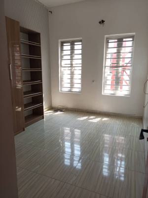 4 Bedroom Terrace Duplex in a Secured Estate, Lekki, Lagos, Terraced Duplex for Rent